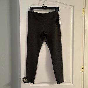 NWT soma reversible leggings size medium.